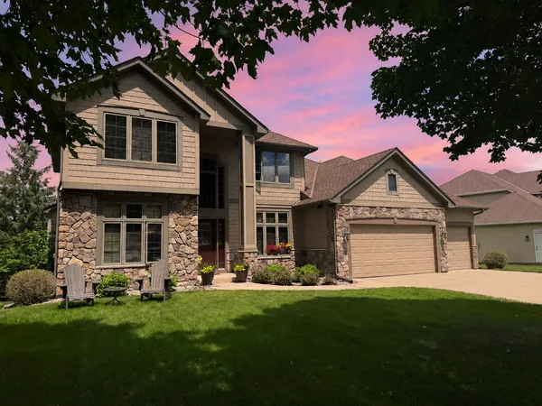 $750,000 | 5606 Alexandra Drive, Mound, MN 55364