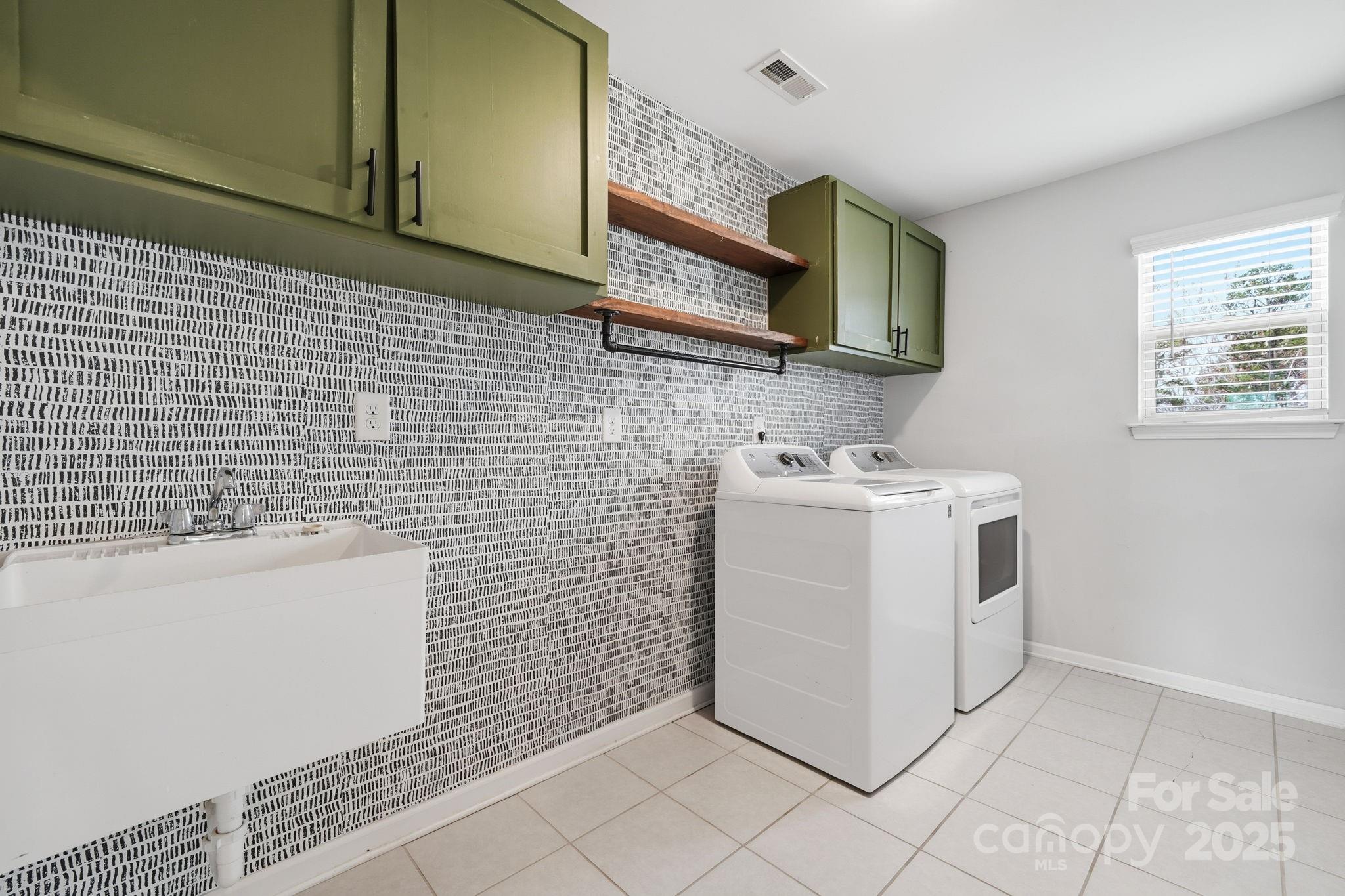 2612 Keady Mill Loop Kannapolis, NC 28081 - Photo 42 of 48 a utility room with a washer and dryer