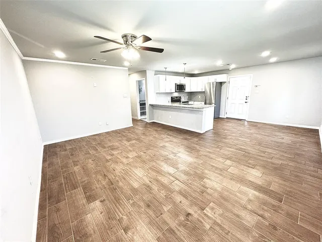 $2,150 | 306 Gammill Street, Haslet, TX 76052