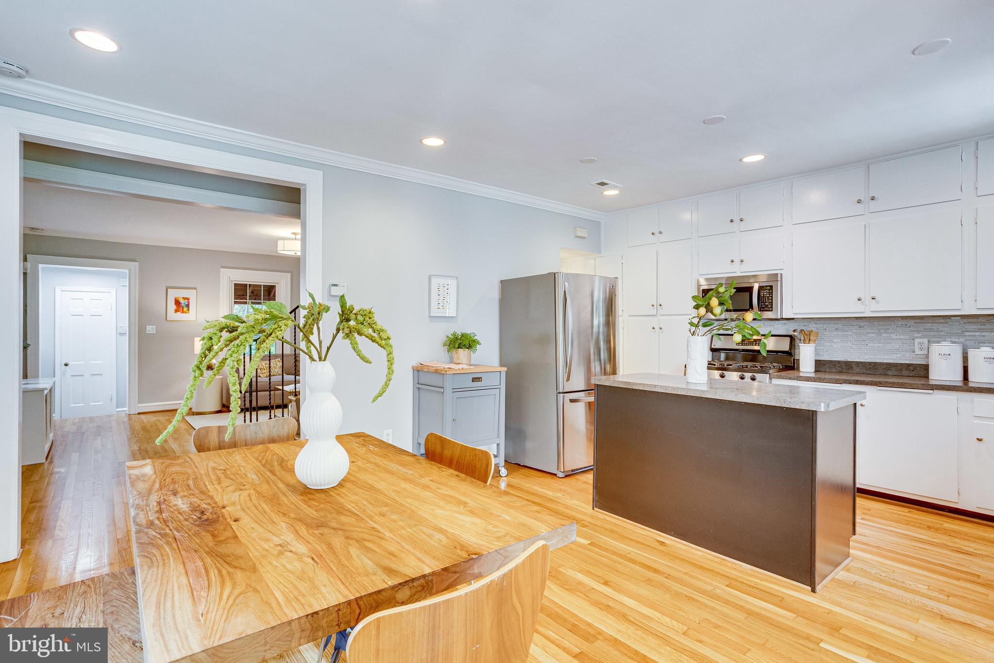 1563 44th Street Northwest Washington, DC 20007 - Photo 13 of 46 DR/kitchen to LR