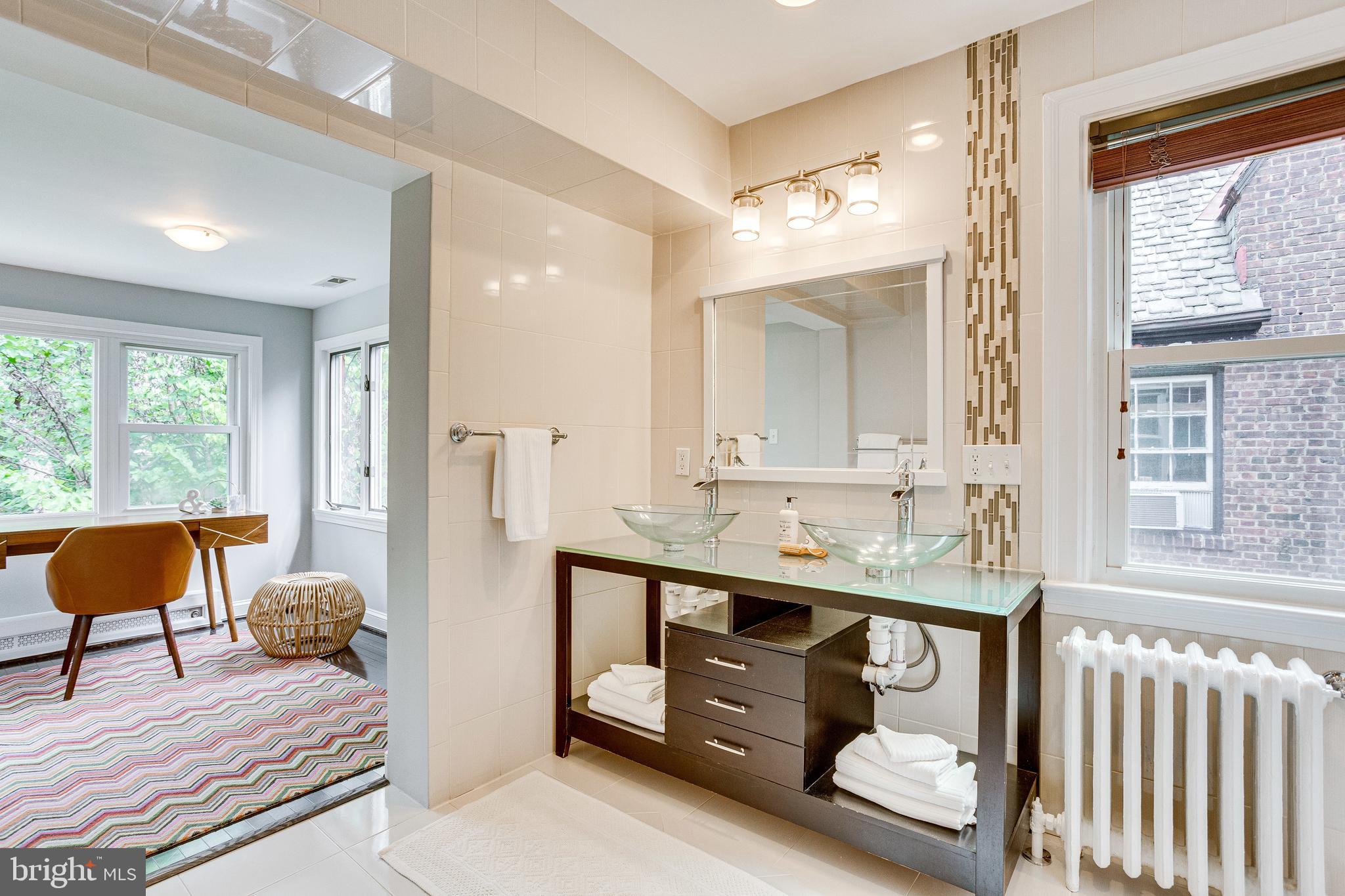 1563 44th Street Northwest Washington, DC 20007 - Photo 22 of 46 BR 2 bathroom into office/den