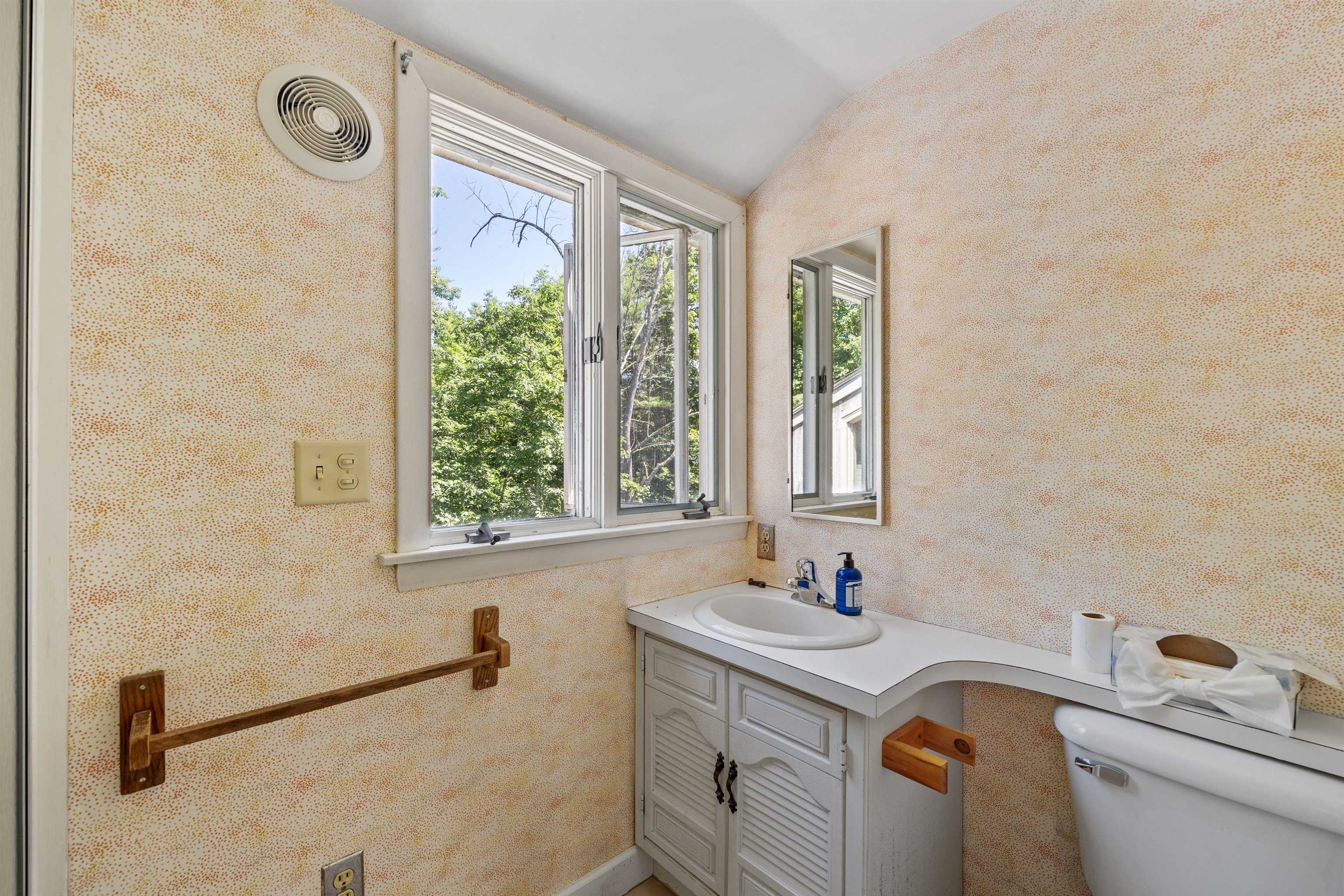 53 Stickney Hill Road Concord, NH 03301 - Photo 21 of 40