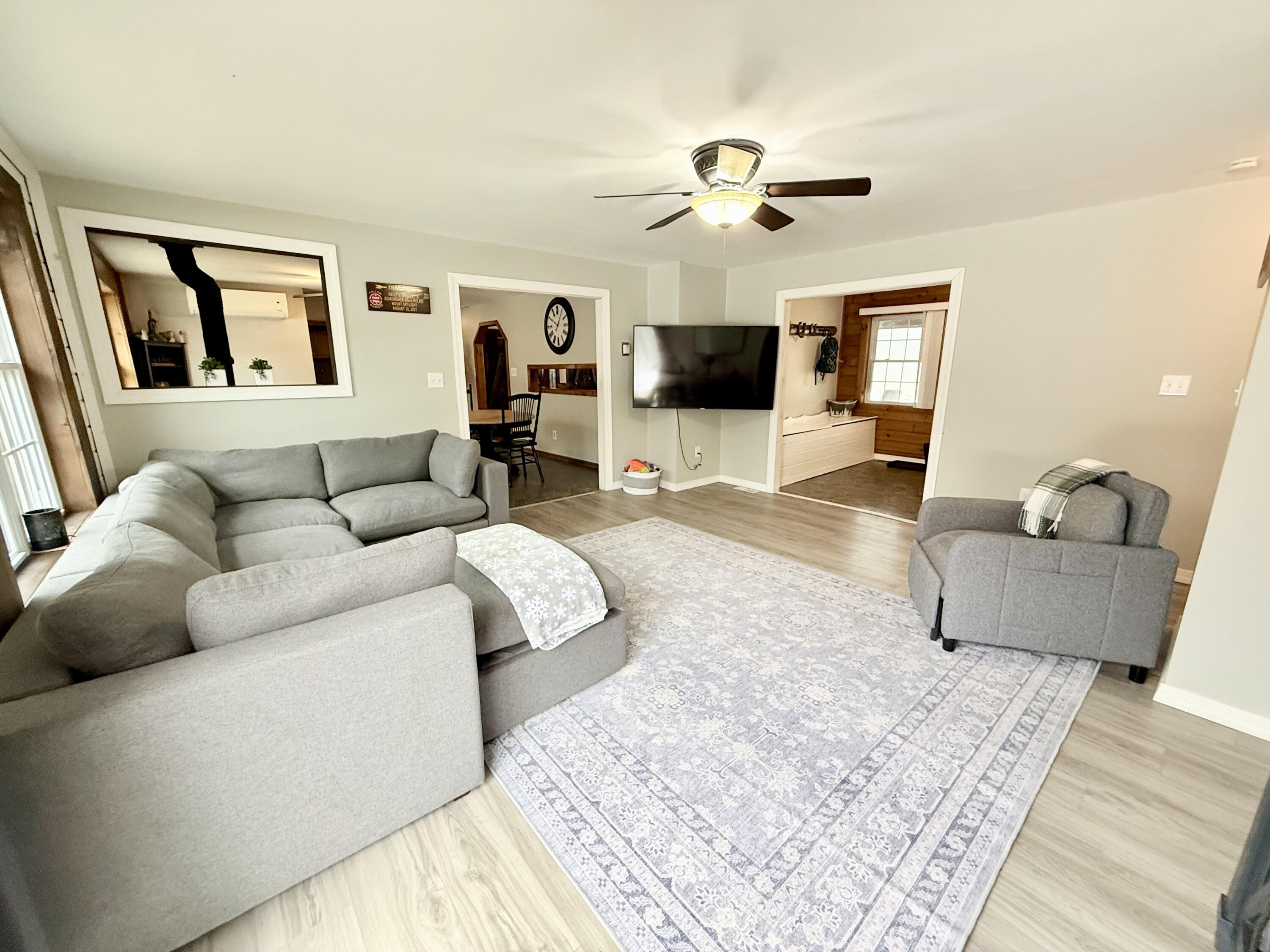 1560 Rand Hill Road Altona, NY 12910 - Photo 4 of 30 Living room