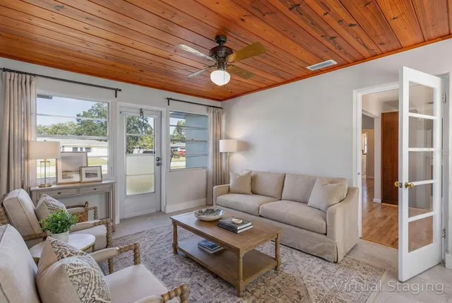 $299,000 | 2590 Westland Road, Mount Dora, FL 32757