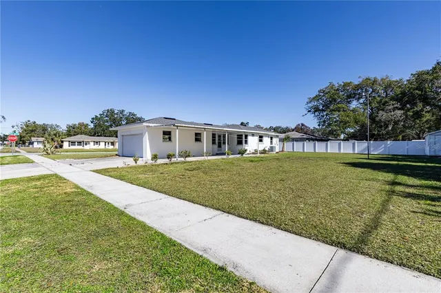 $299,000 | 2590 Westland Road, Mount Dora, FL 32757