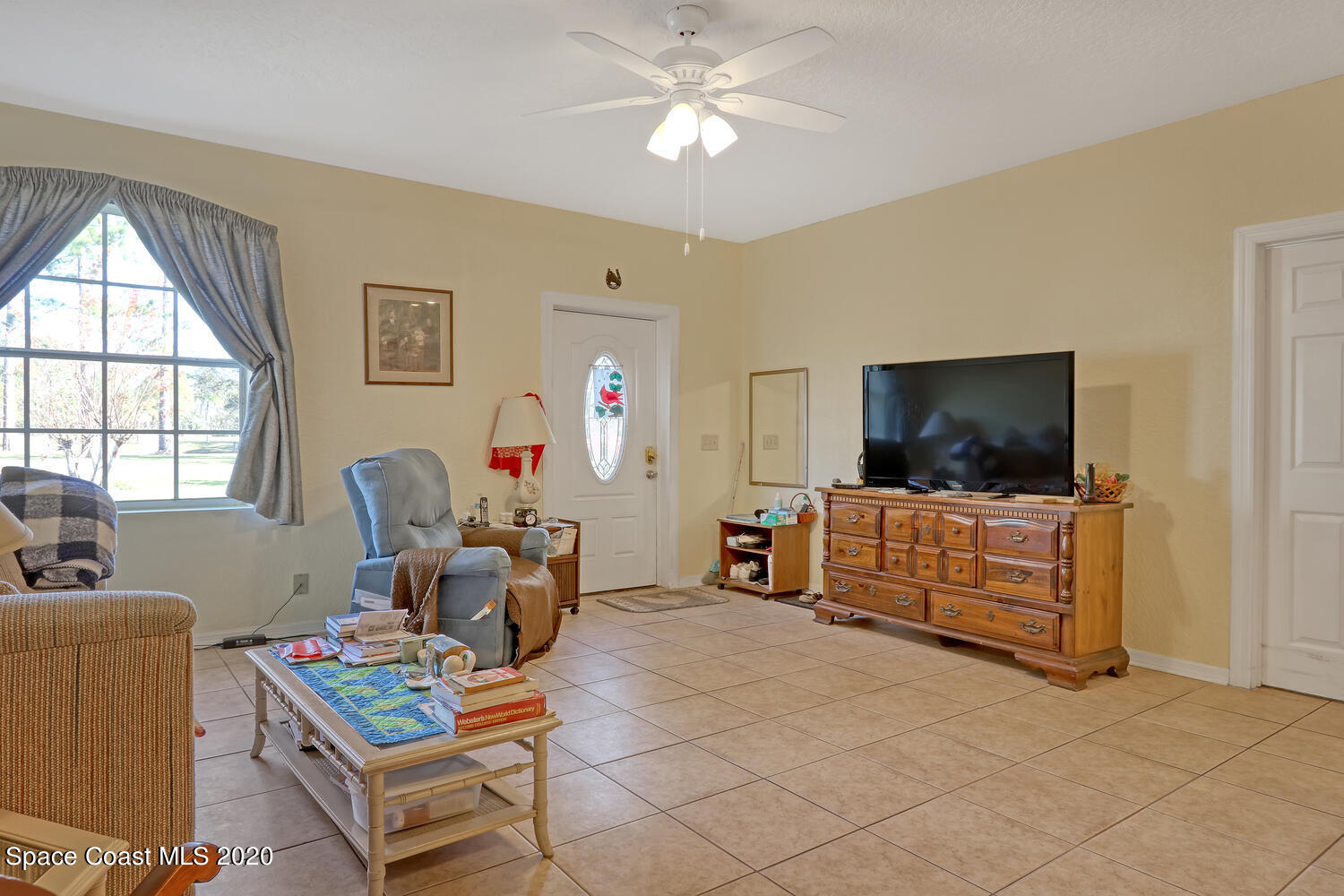 4370 Albritton Road St. Cloud, FL 34772 - Photo 45 of 82 Guest house living