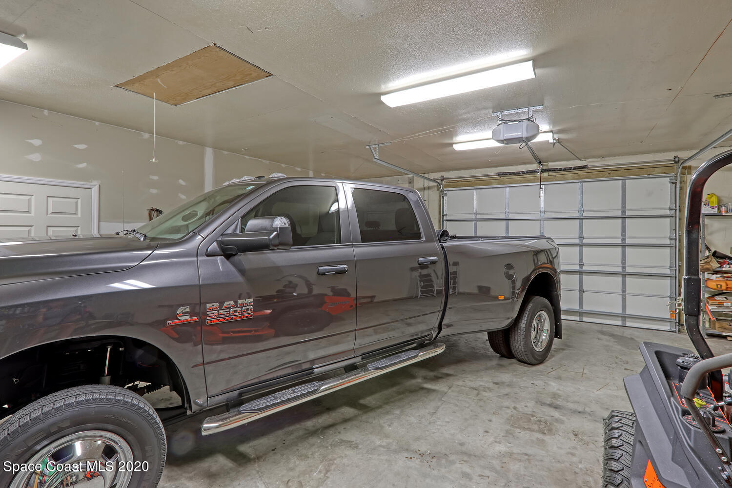 4370 Albritton Road St. Cloud, FL 34772 - Photo 70 of 82 Hall garage