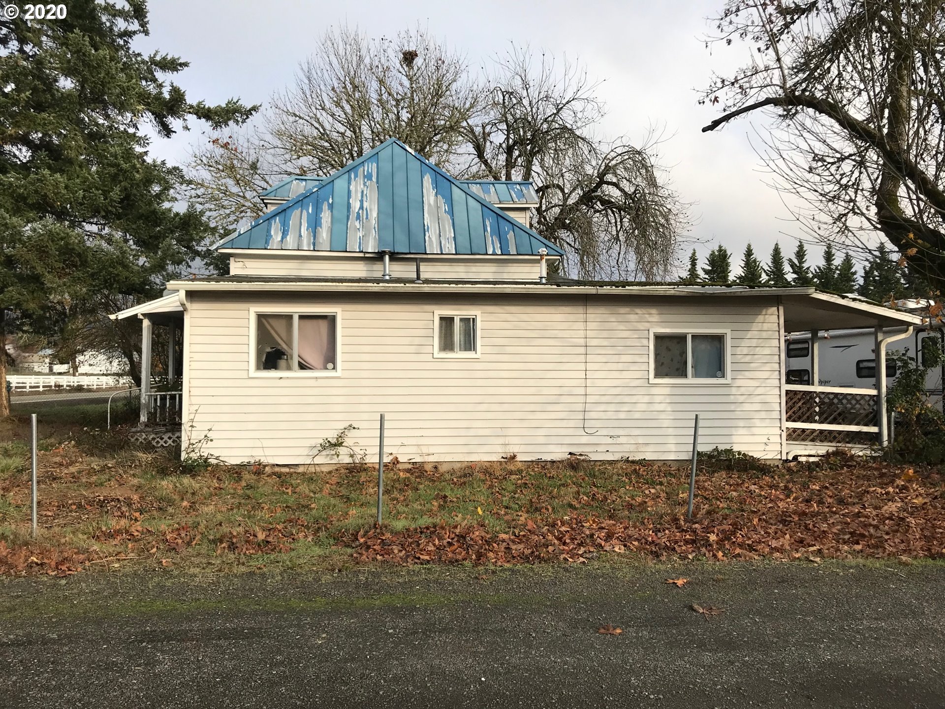 2233 Northwest Brockway Road Winston, OR 97496 - Photo 3 of 5 Gallery Image 3