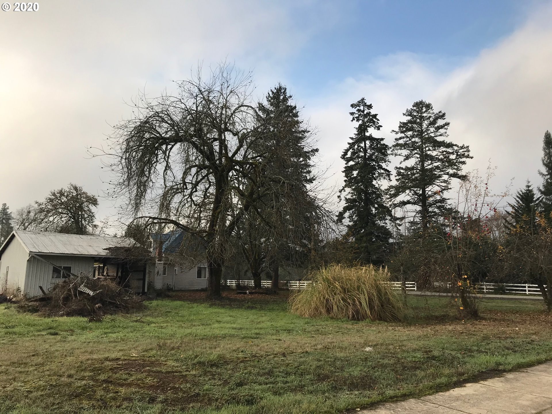 2233 Northwest Brockway Road Winston, OR 97496 - Photo 4 of 5 Gallery Image 4