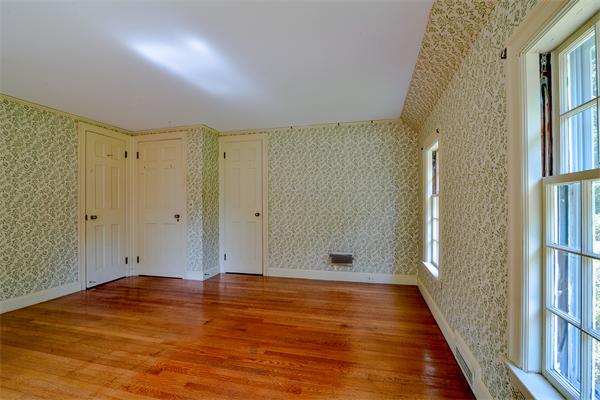5 Standish Road Wellesley, MA 02481 - Photo 12 of 15