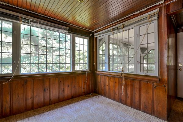 5 Standish Road Wellesley, MA 02481 - Photo 10 of 15