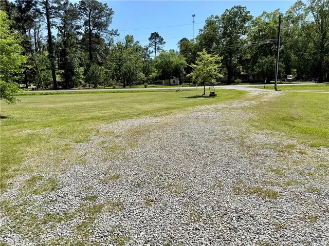 $319,000 | 30 H Strange Road, Lecompte, LA 71346