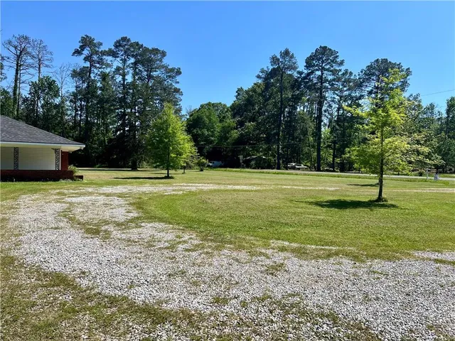 $319,000 | 30 H Strange Road, Lecompte, LA 71346