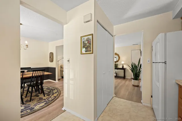 $227,000 | 171 New Britain Avenue, Unit 171, Farmington, CT 06085