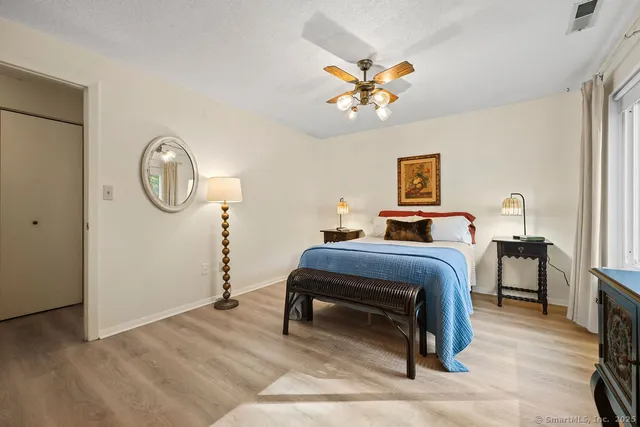 $227,000 | 171 New Britain Avenue, Unit 171, Farmington, CT 06085