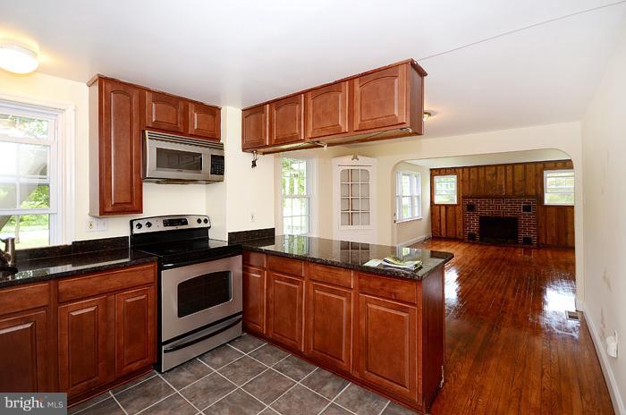 2131 Belfast Road Sparks Glencoe, MD 21152 - Photo 7 of 14 Kitchen