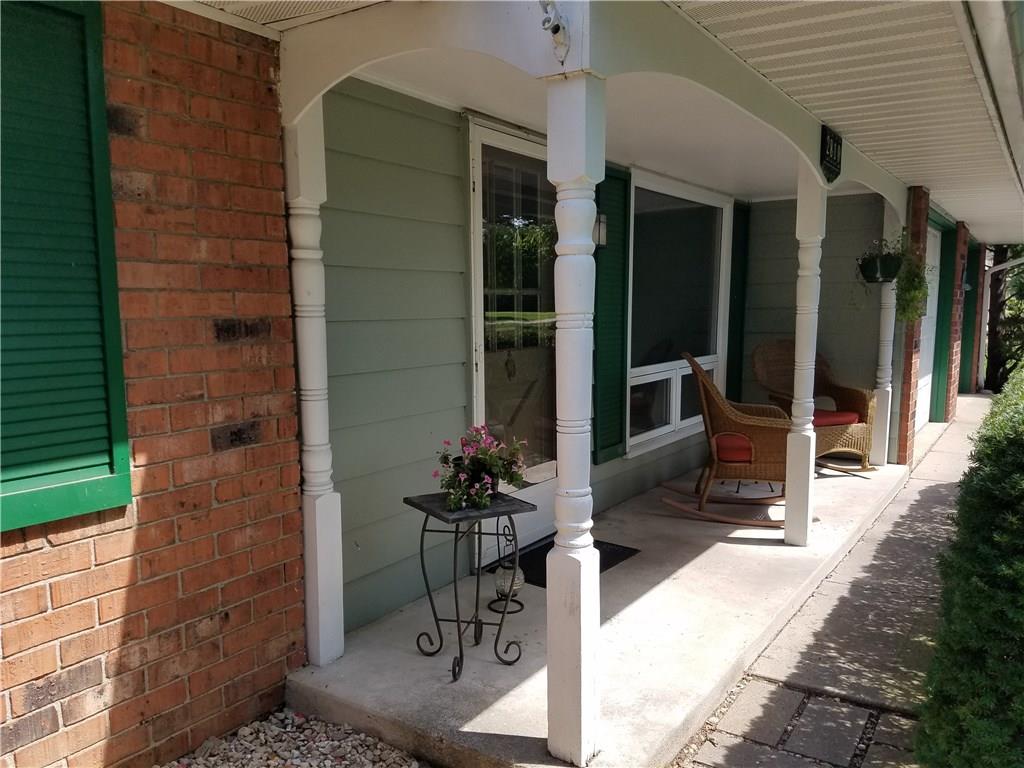 2810 Cardigan Road Indianapolis, IN 46268 - Photo 2 of 24 Gallery Image 2