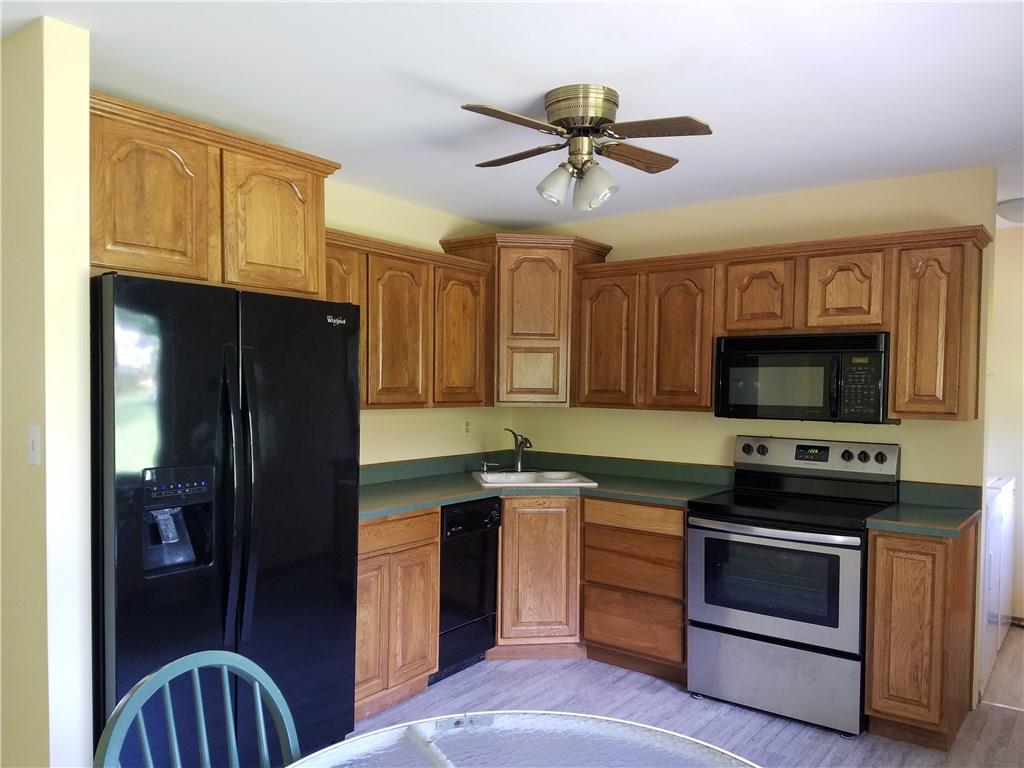 2810 Cardigan Road Indianapolis, IN 46268 - Photo 5 of 24 Gallery Image 5