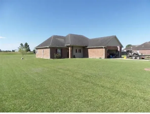 $249,500 | 17412 Kyle Road, Welsh, LA 70591