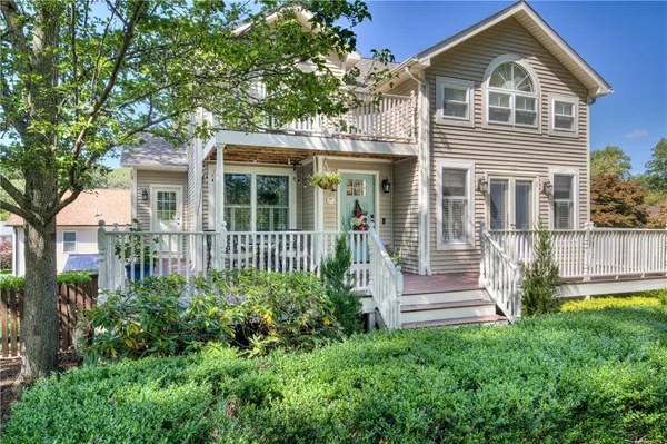 $615,000 | 110 Lake View Road, Cranston, RI 02920