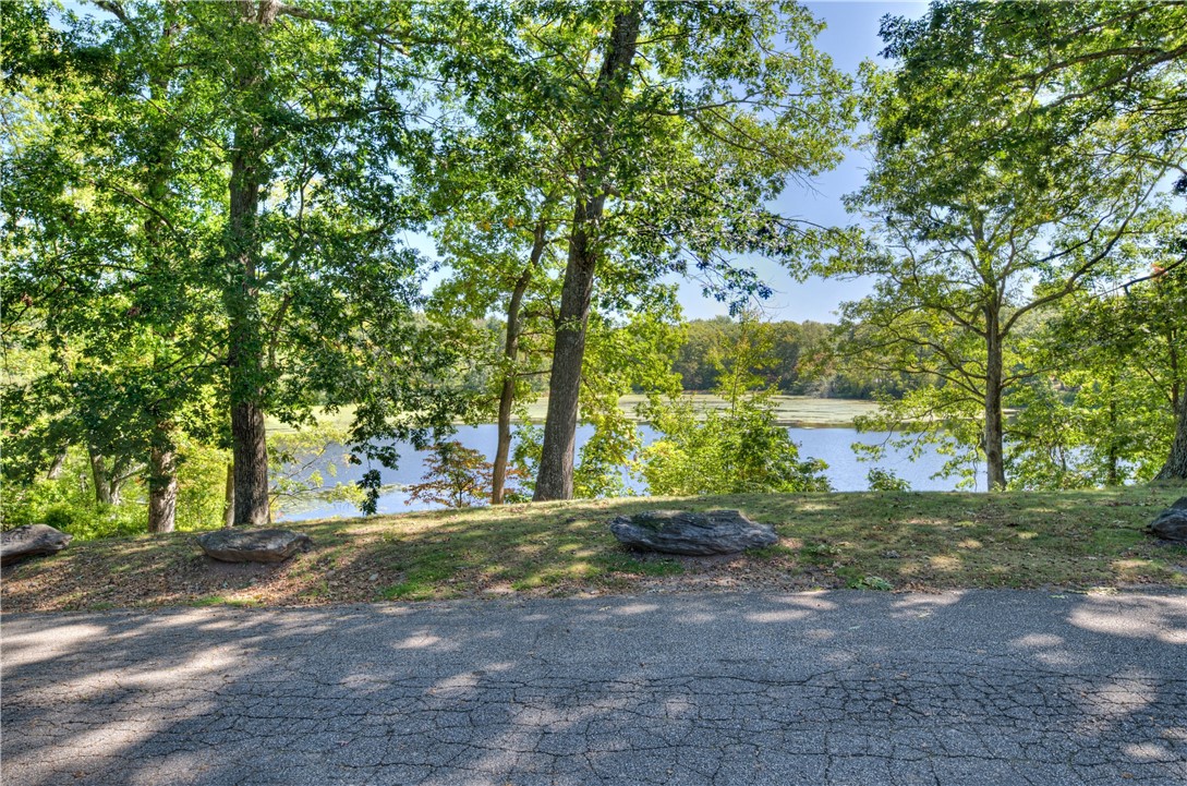 110 Lake View Road Cranston, RI 02920 - Photo 3 of 30 Meshanticut Lake