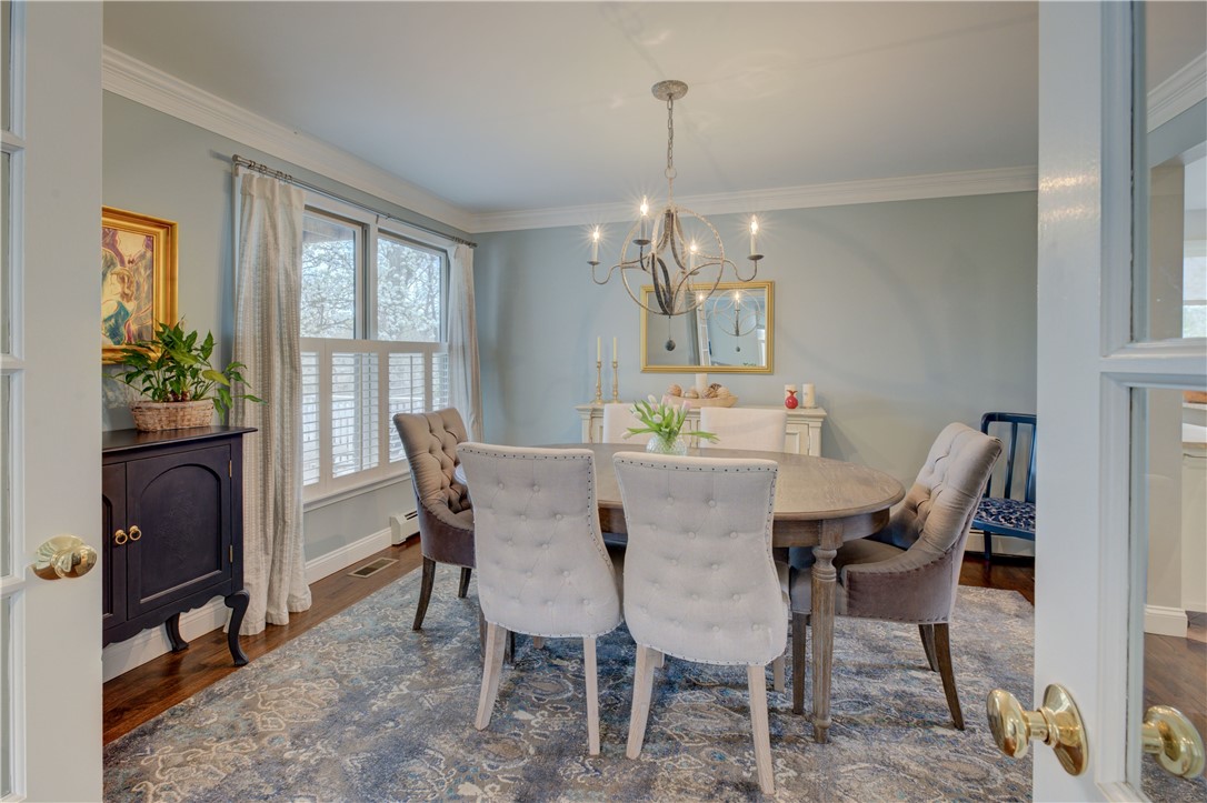 110 Lake View Road Cranston, RI 02920 - Photo 9 of 30