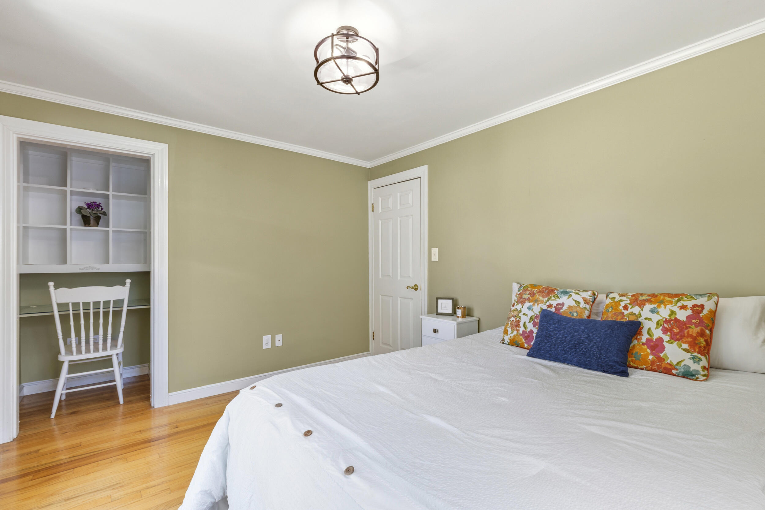 63 West Commonwealth Drive Portland, ME 04103 - Photo 17 of 46 Guest Bedroom