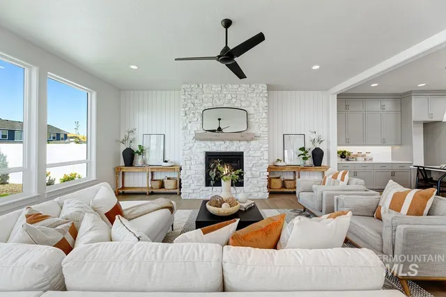 $1,113,941 | 21690 Appaloosa Avenue, Star, ID 83669