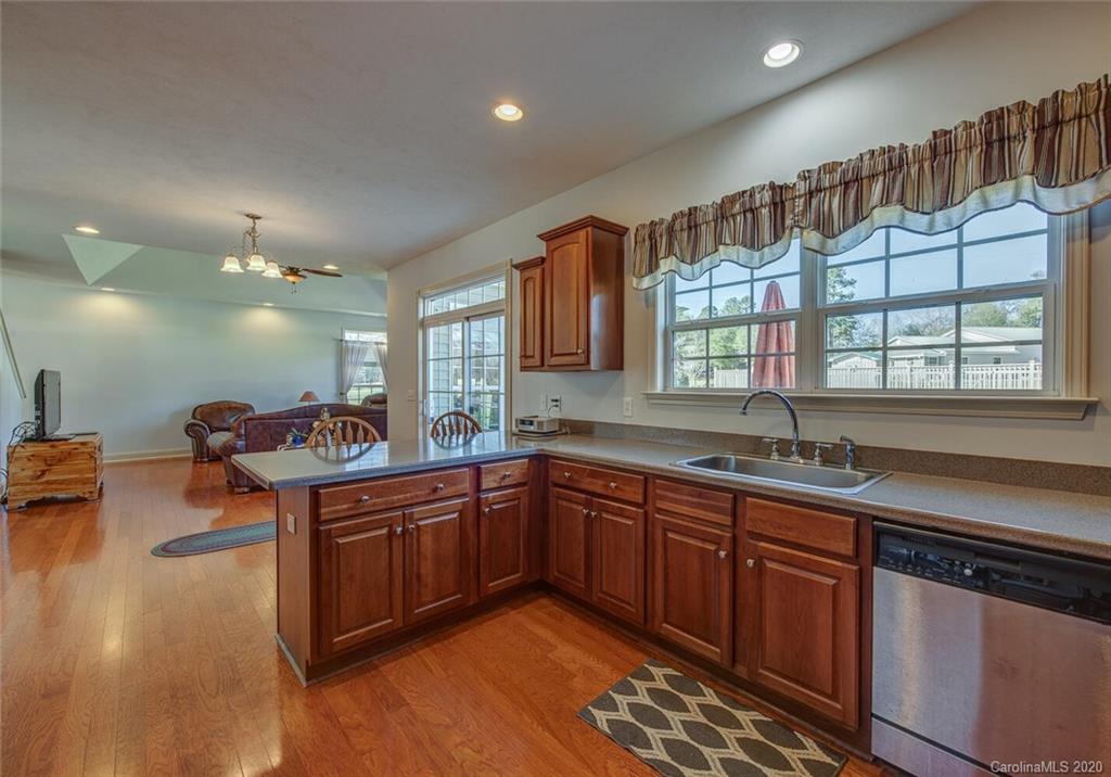 110 State Rd S-11-242 Blacksburg, SC 29702 - Photo 14 of 48 Gallery Image 14