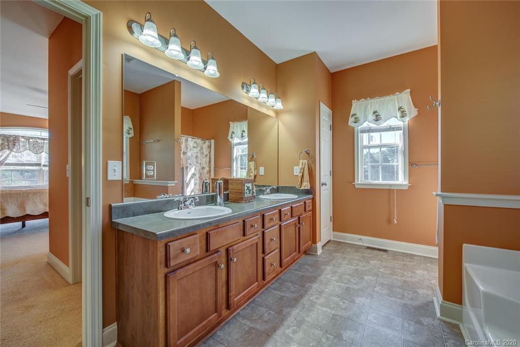 110 State Rd S-11-242 Blacksburg, SC 29702 - Photo 17 of 48 Gallery Image 17