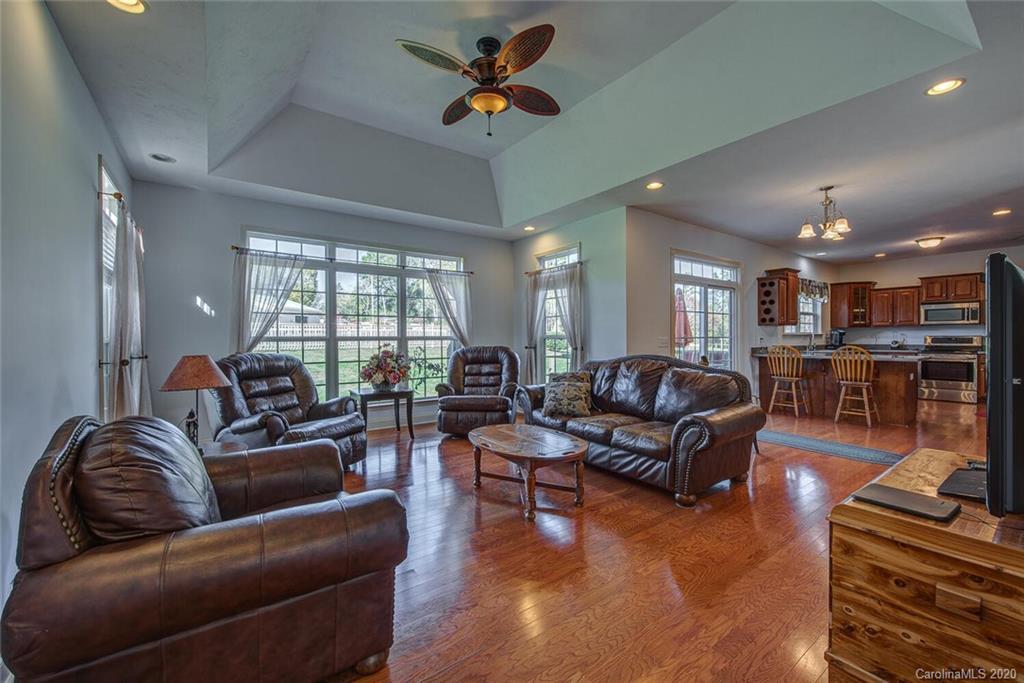 110 State Rd S-11-242 Blacksburg, SC 29702 - Photo 8 of 48 Gallery Image 8