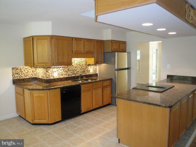 2431 Flint Hill Road Vienna, VA 22181 - Photo 26 of 30 Kitchen