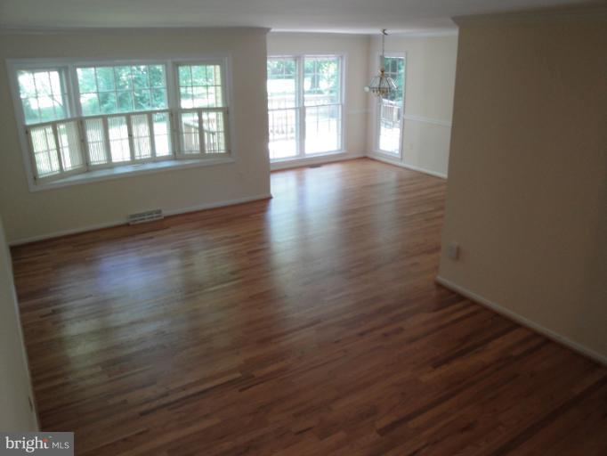 2431 Flint Hill Road Vienna, VA 22181 - Photo 28 of 30 Living Room