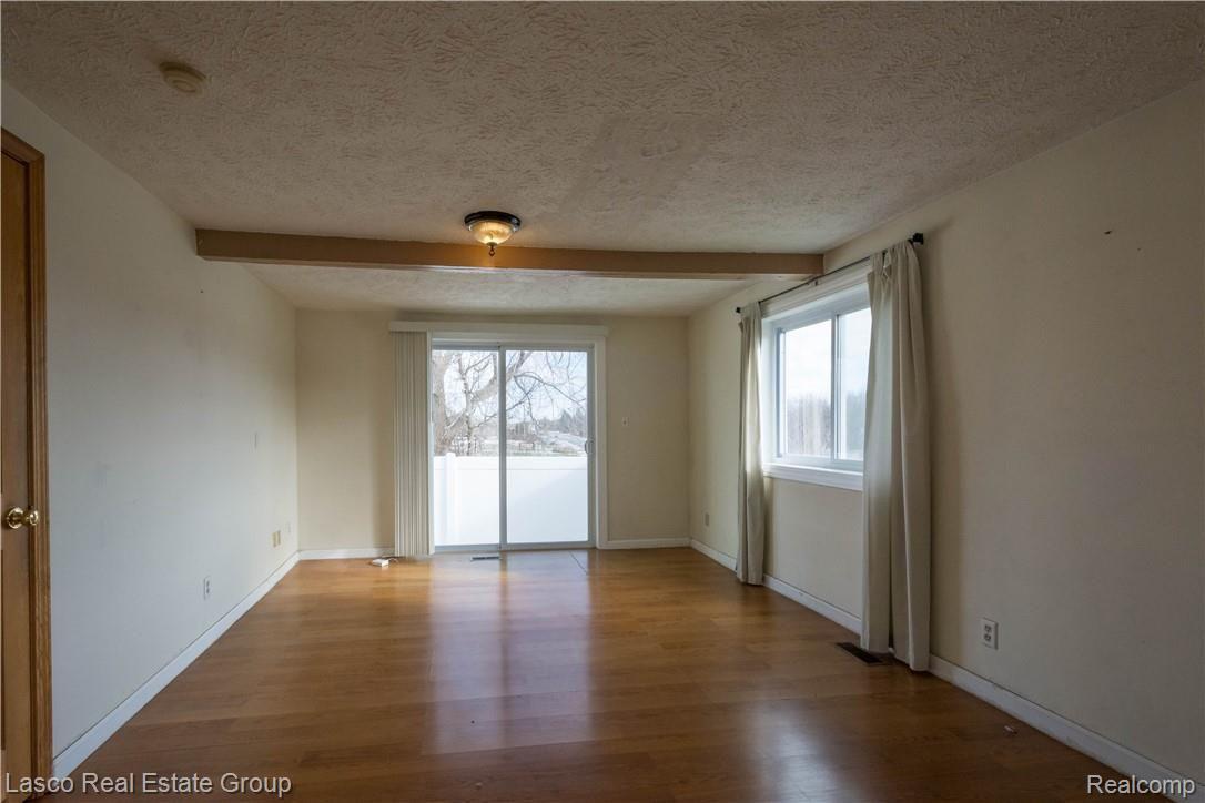 3520 West Thompson Road Grand Blanc, MI 48439 - Photo 14 of 24 DSC_4752.jpg