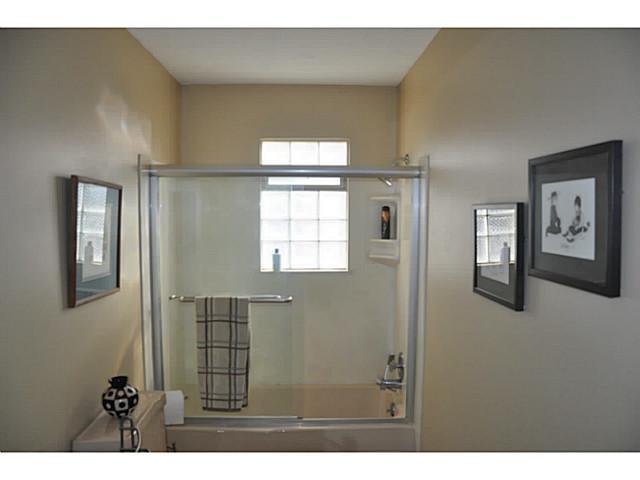 6894 Rieber Street Columbus, OH 43085 - Photo 16 of 25