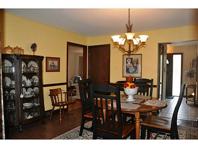 6894 Rieber Street Columbus, OH 43085 - Photo 4 of 25