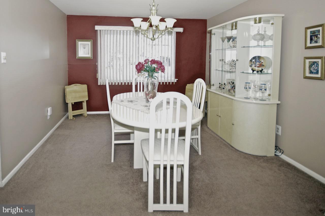112 Capella Road Sewell, NJ 08080 - Photo 7 of 30 Dining Room