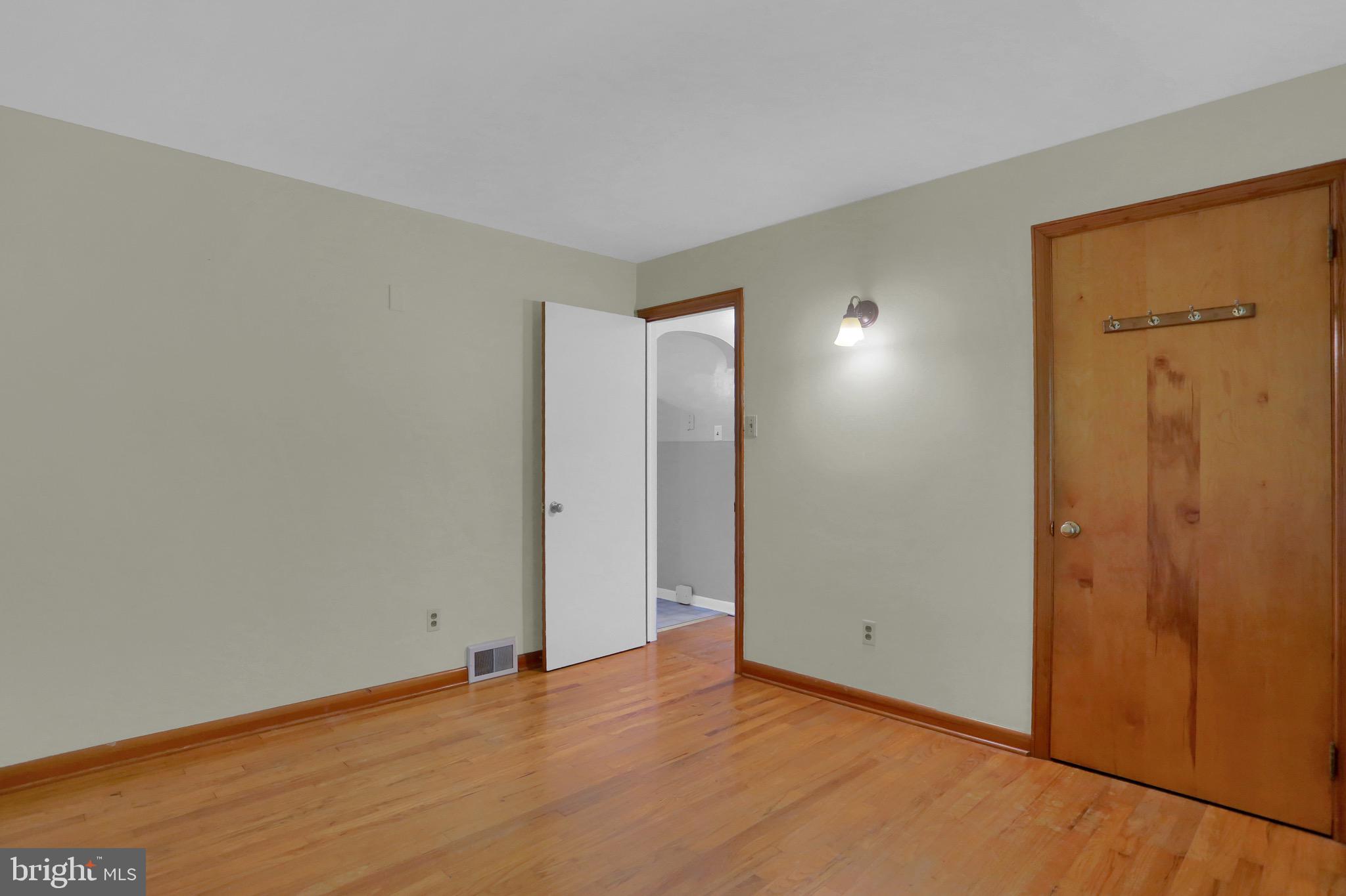 6587 York Road Spring Grove, PA 17362 - Photo 14 of 22