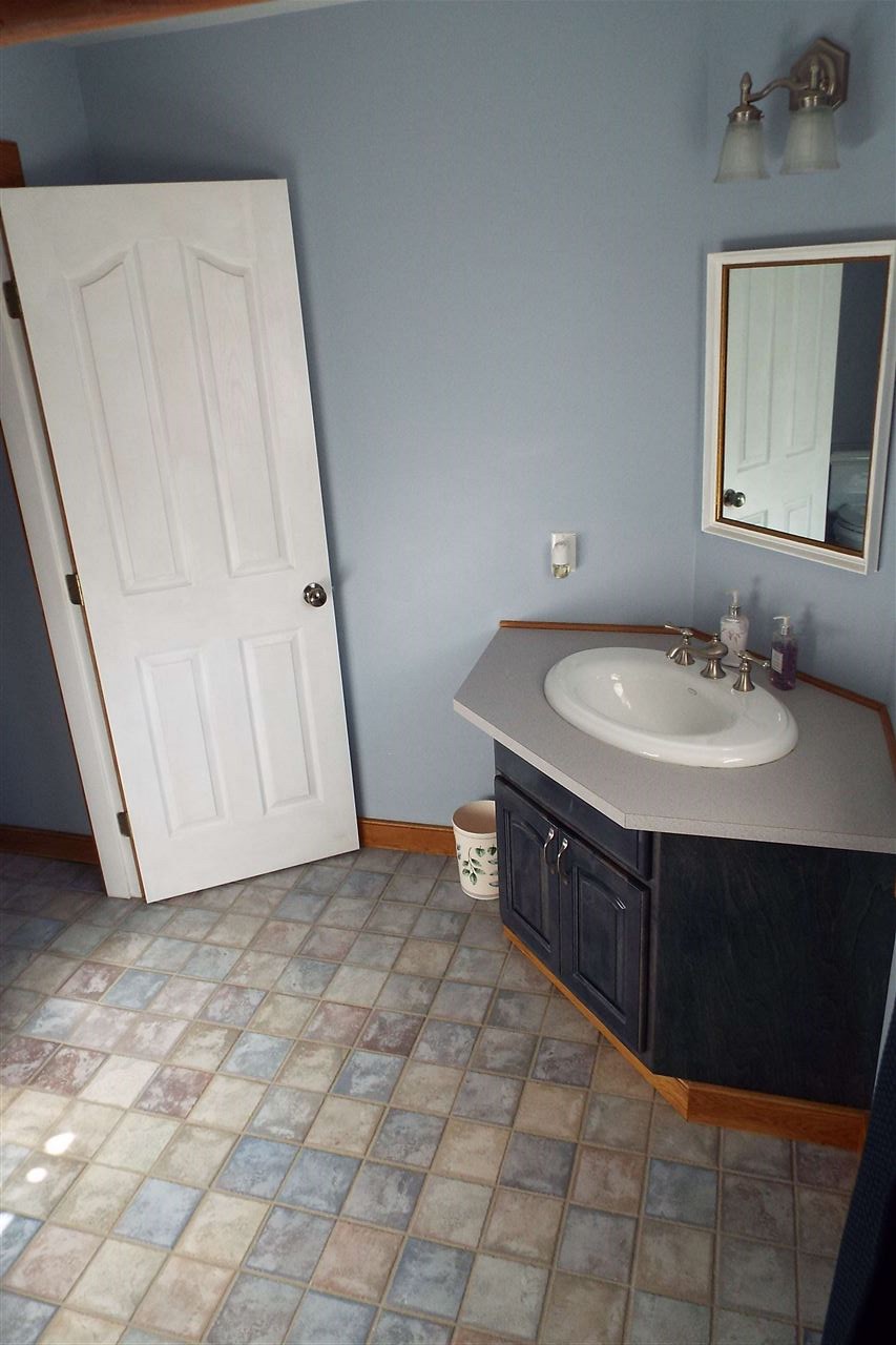 329 North Road Jefferson, NH 03583 - Photo 23 of 40