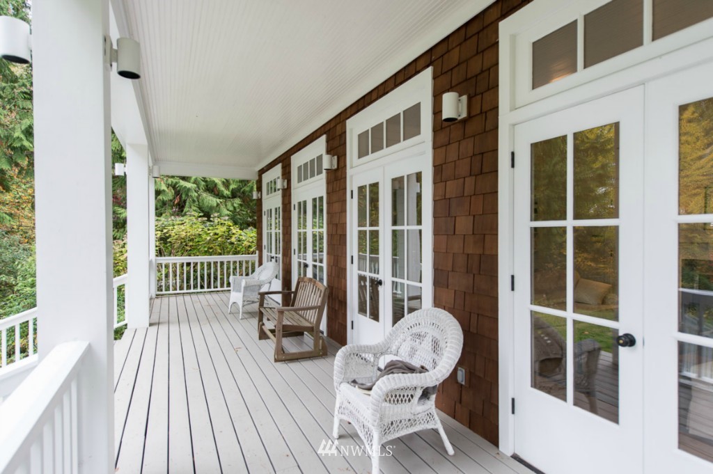 13324 Burma Road Southwest Vashon, WA 98070 - Photo 3 of 15