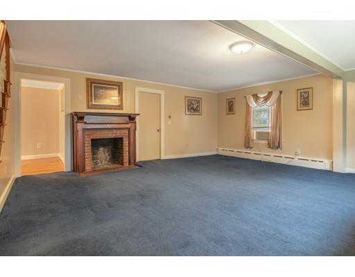 11 Kent Road Gloucester, MA 01930 - Photo 7 of 31 Gallery Image 7