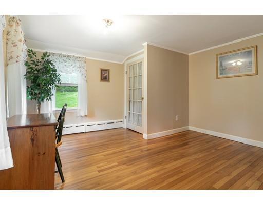 11 Kent Road Gloucester, MA 01930 - Photo 10 of 31 Gallery Image 10