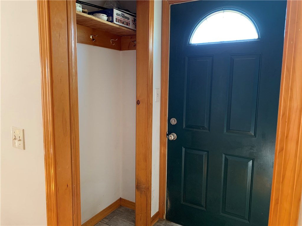 46 John Duggan Road Tiverton, RI 02878 - Photo 3 of 10