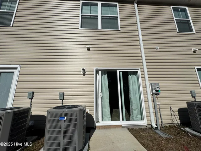 $1,500 | 177 Buckhorn Avenue, Holly Ridge, NC 28445