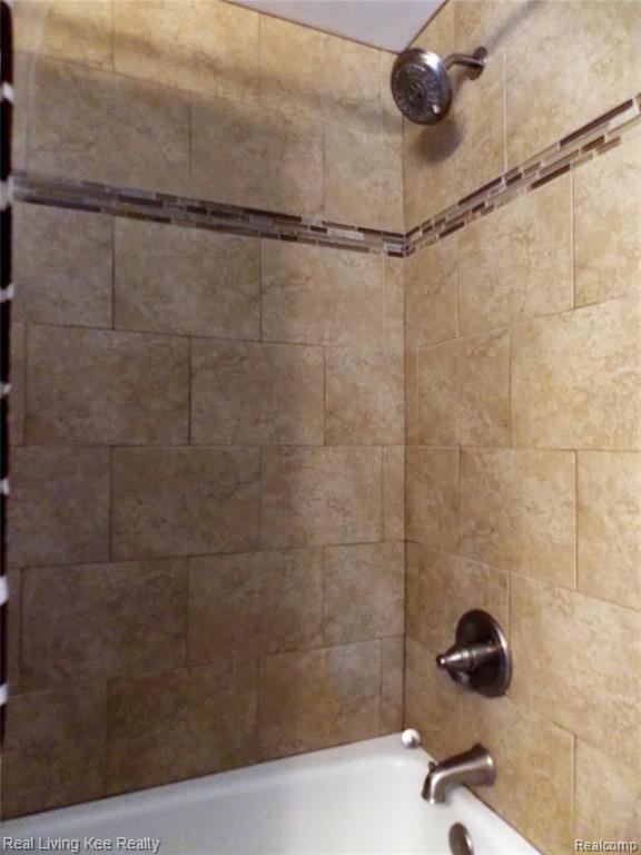 429 Miller Avenue Rochester, MI 48307 - Photo 27 of 34