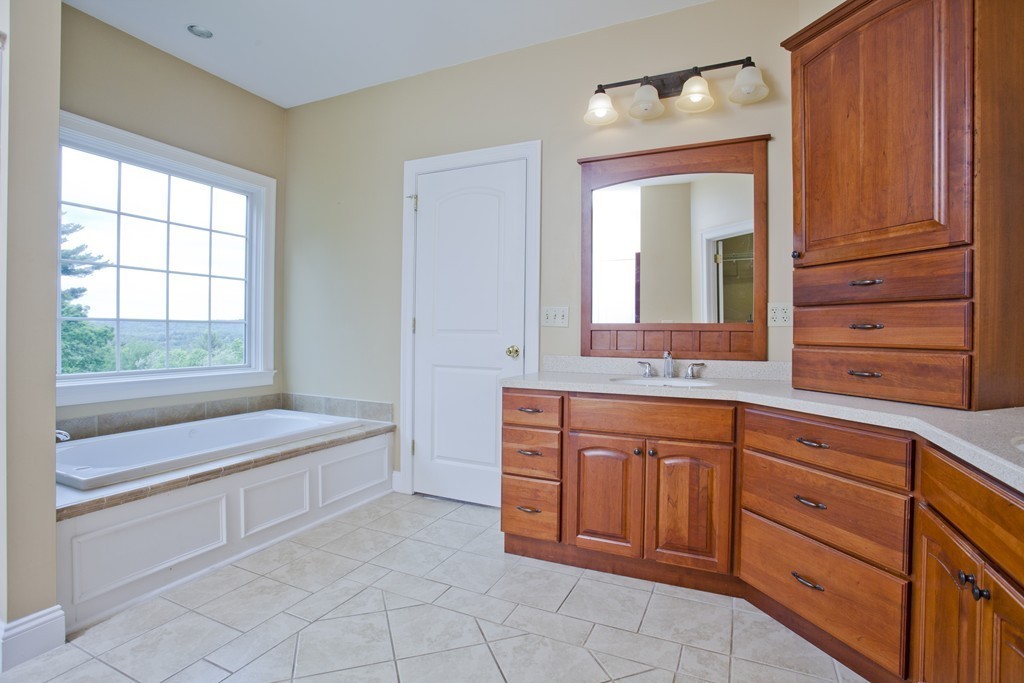 370 Glendale Road Wilbraham, MA 01095 - Photo 12 of 30 Gallery Image 12