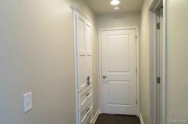 706 South Renaud Road Grosse Pointe, MI 48236 - Photo 23 of 29 IMG_0035.JPG