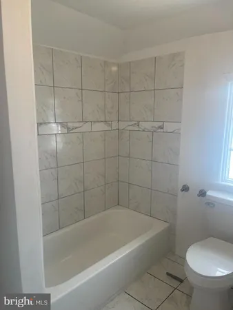 $1,600 | 106 West Camden Avenue, Moorestown, NJ 08057