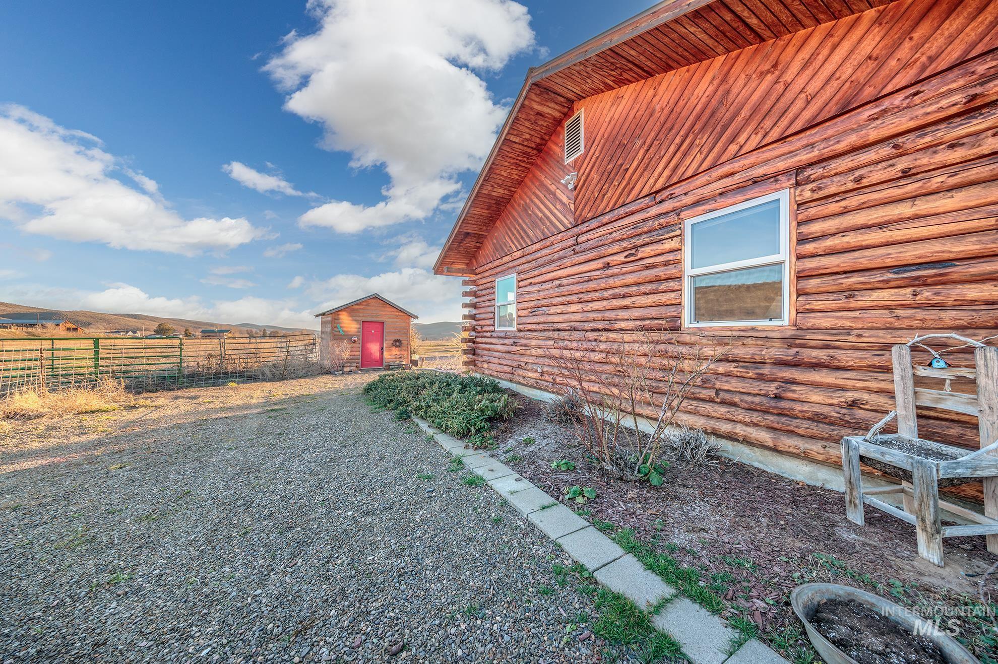 1855 Jones Road Weiser, ID 83672 - Photo 28 of 34 View of yard featuring a shed