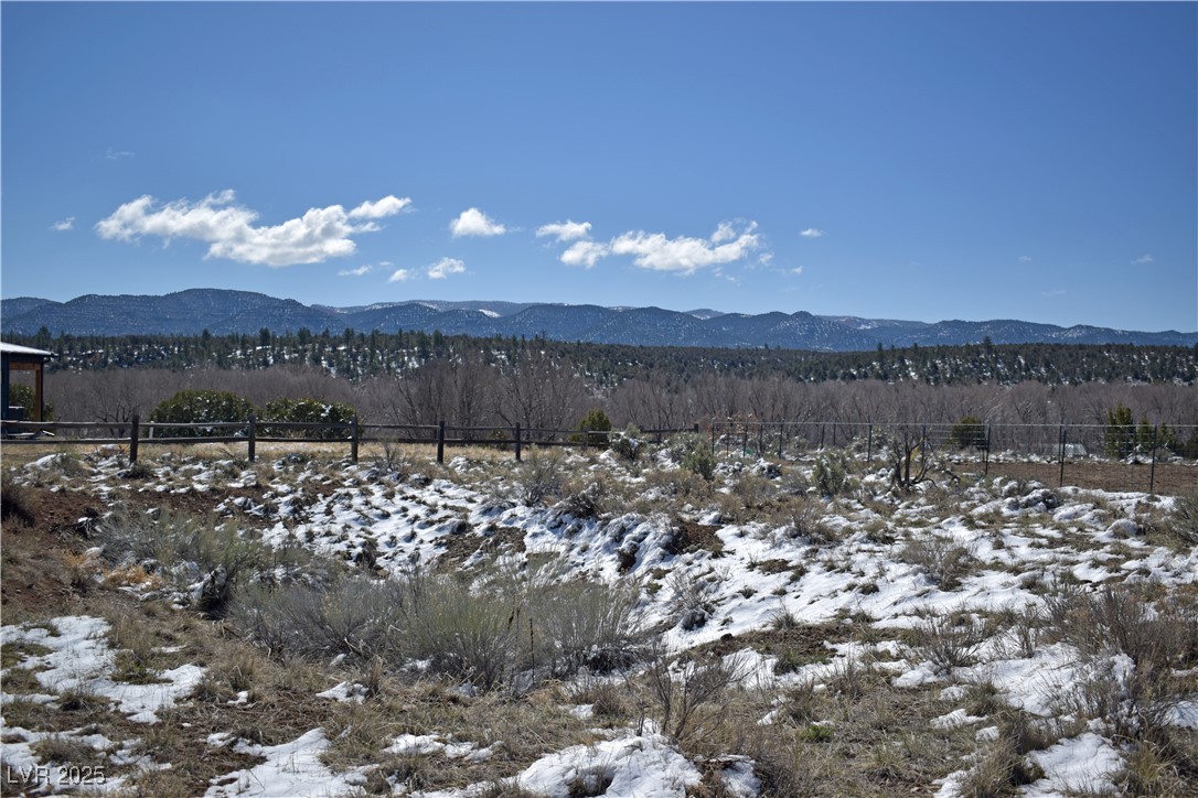 187 West Bryce Gate Circle Hatch, UT 84735 - Photo 18 of 25 Mountain view